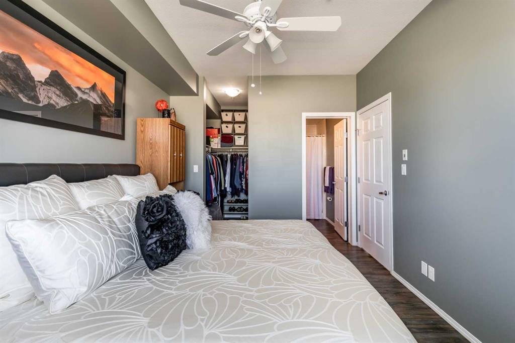 105 Main Street S Unit: 209