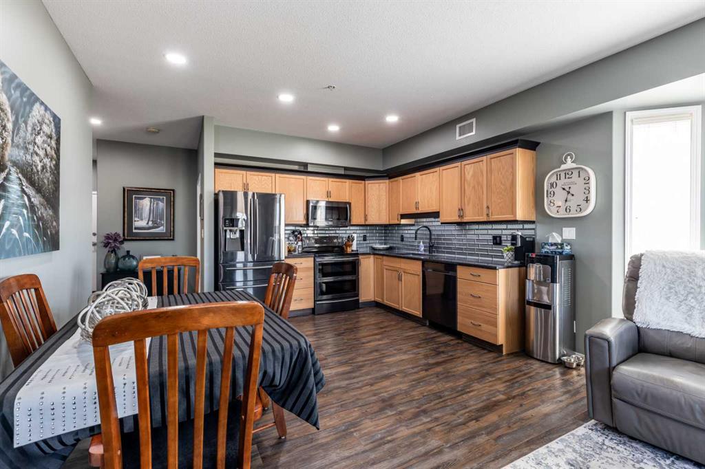 105 Main Street S Unit: 209