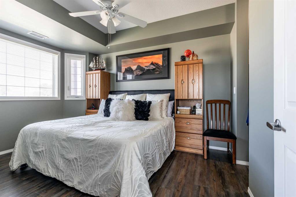 105 Main Street S Unit: 209