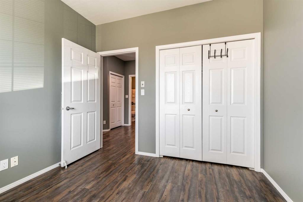 105 Main Street S Unit: 209