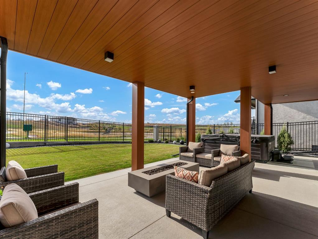 51 Coulee Ridge Drive SW