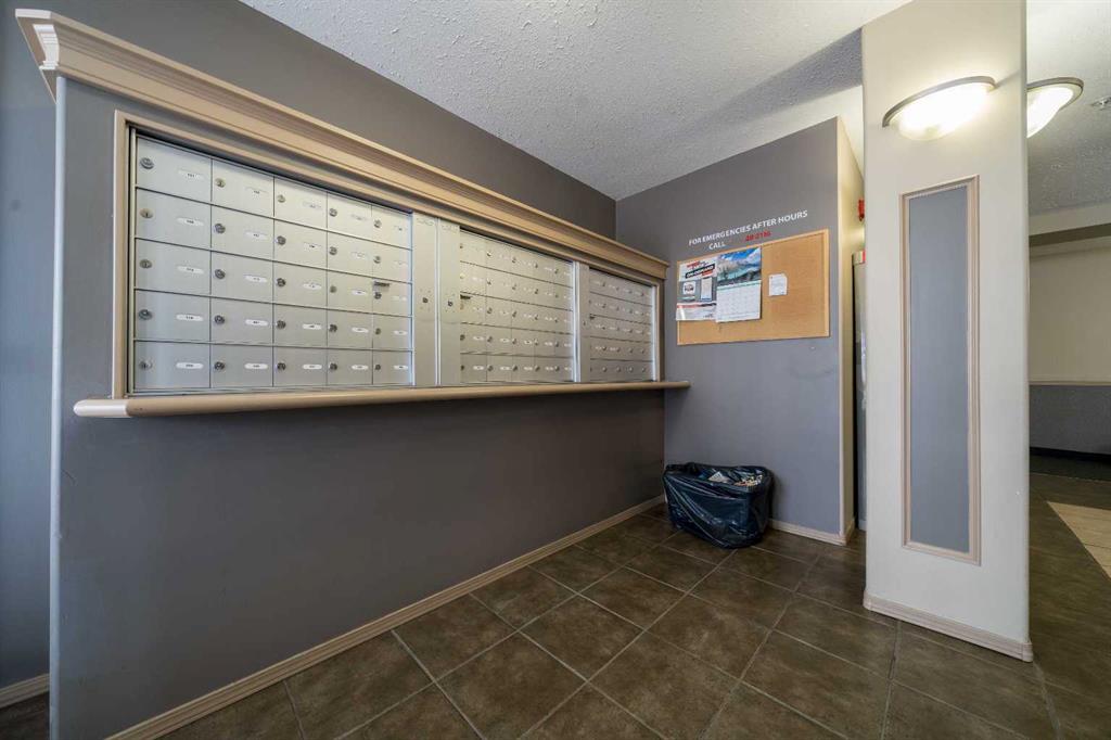 1616 Saamis Drive NW Unit: 304