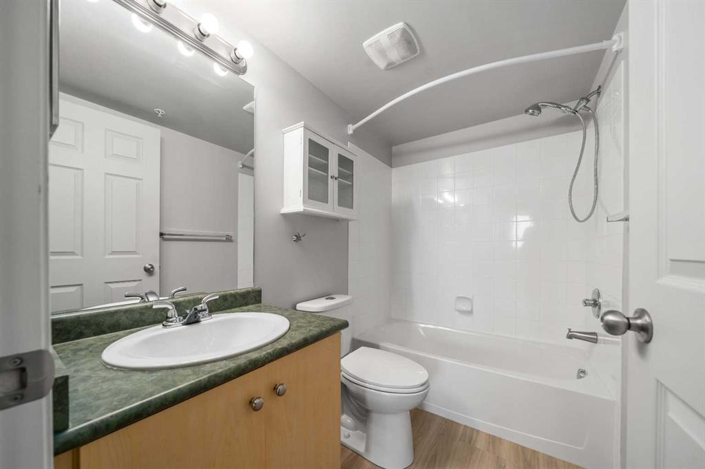 1616 Saamis Drive NW Unit: 304