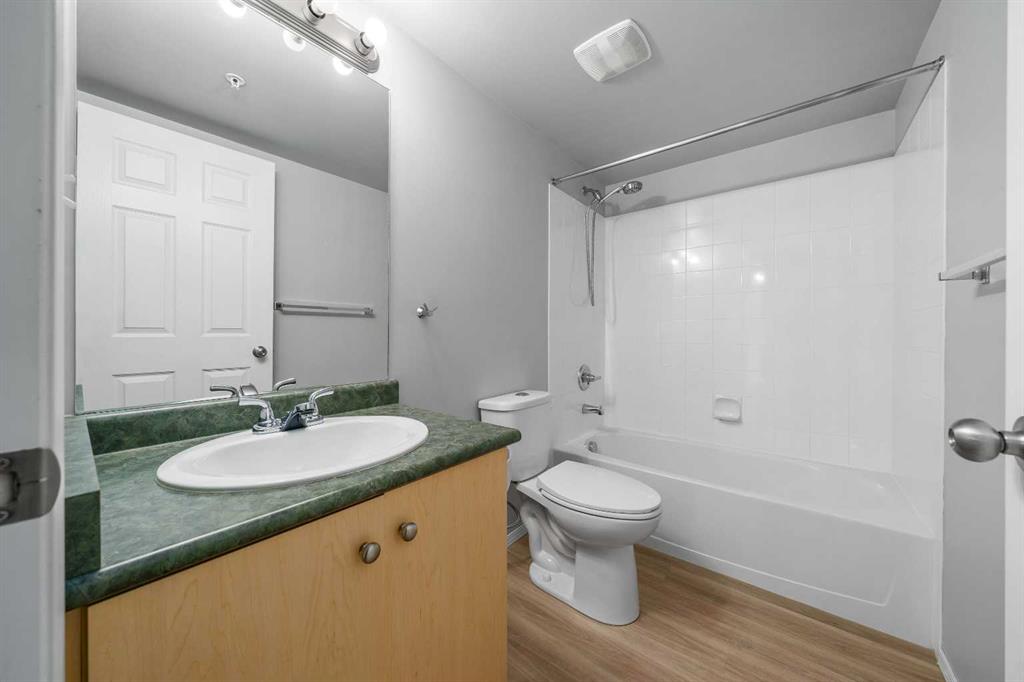 1616 Saamis Drive NW Unit: 304