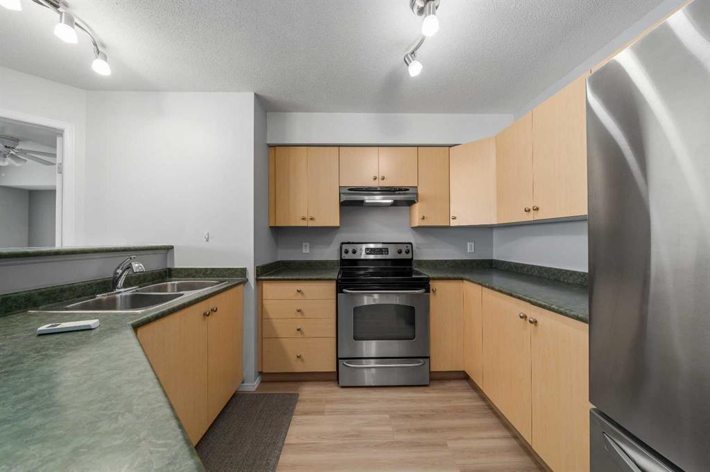 1616 Saamis Drive NW Unit: 304