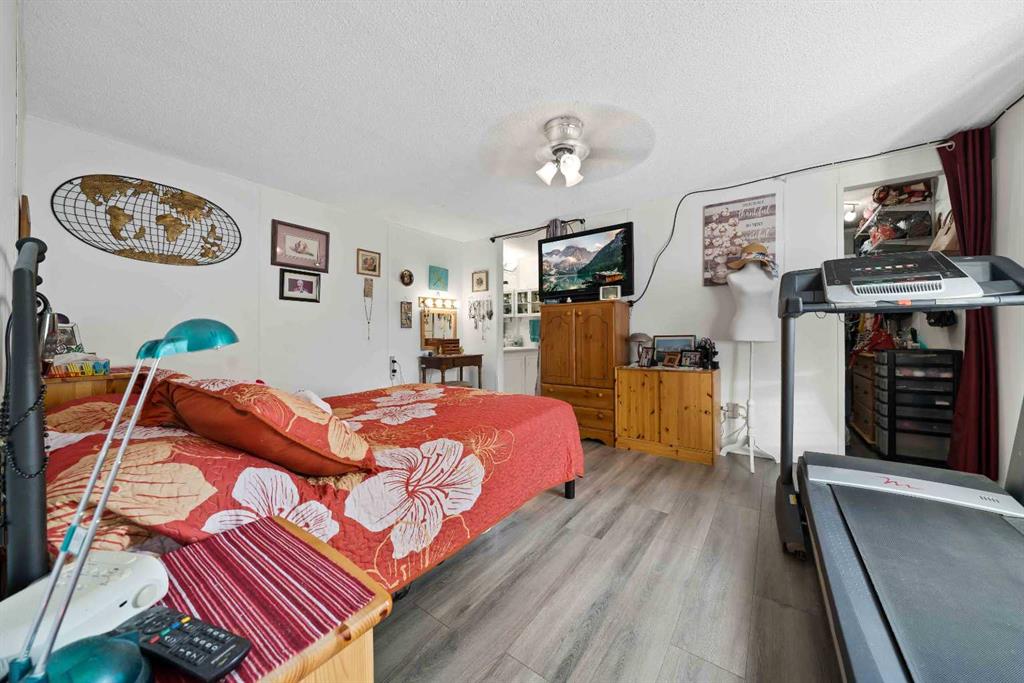4000 13 Avenue SE Unit: #239