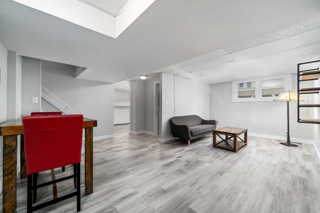 206 7th Street SE