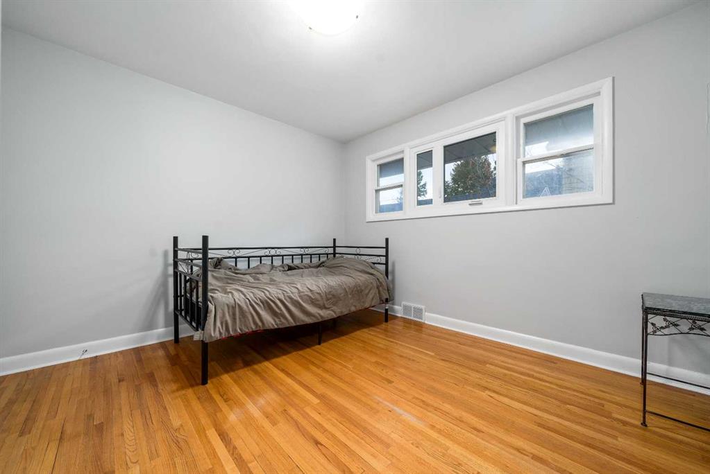 206 7th Street SE