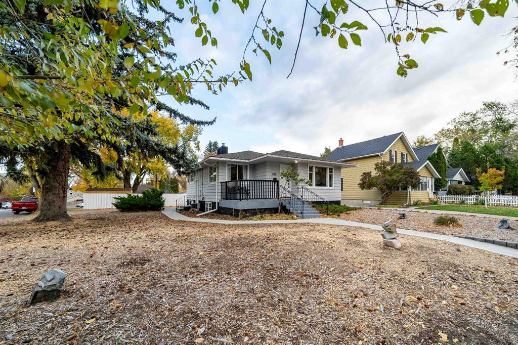206 7th Street SE