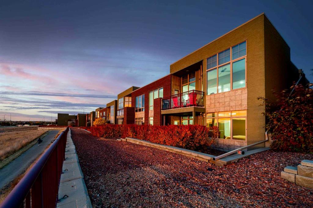 30 PALISADES Mews NE