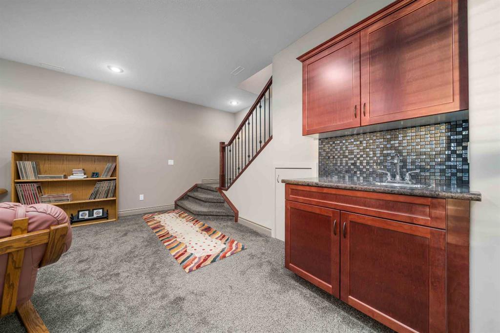 30 PALISADES Mews NE