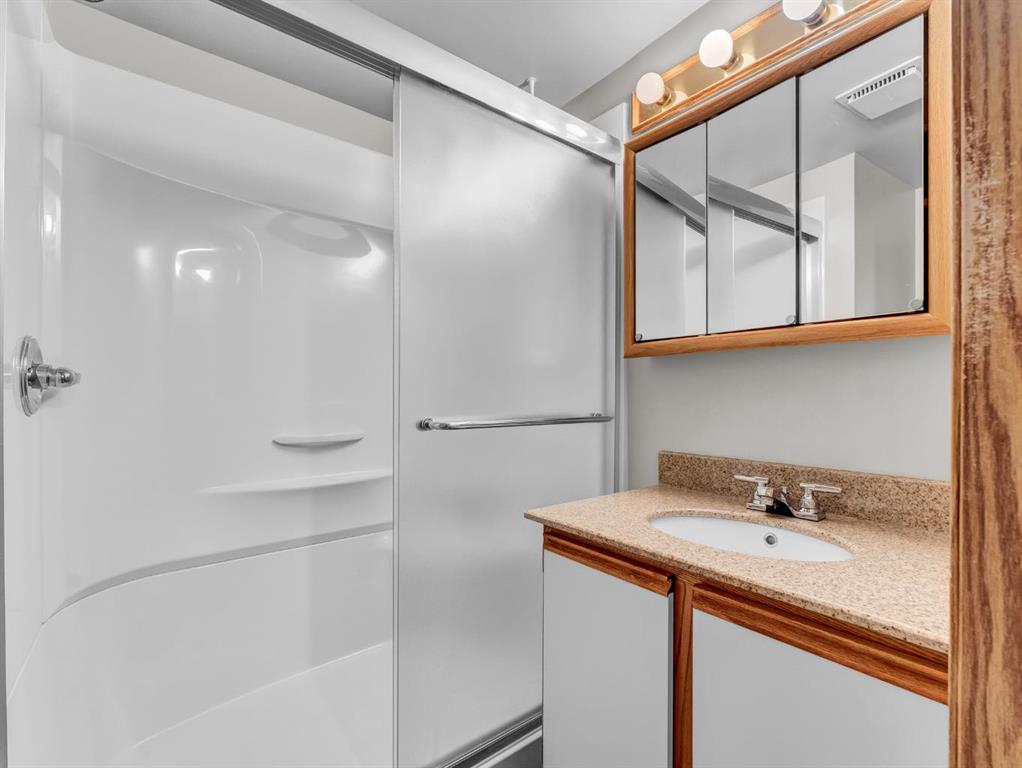 3090 15 Avenue SE Unit: 107