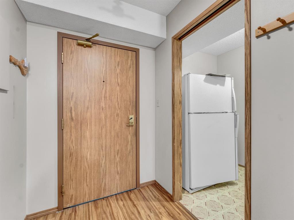 3090 15 Avenue SE Unit: 107