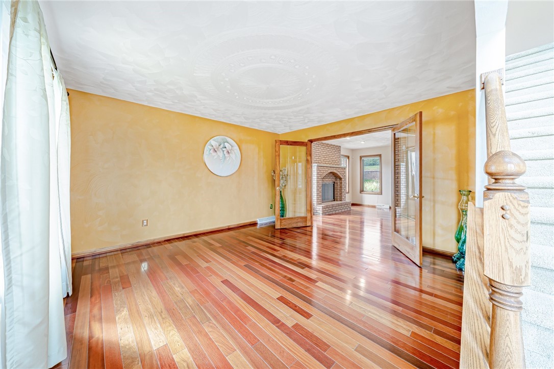 612 REMBRANDT CIRCLE