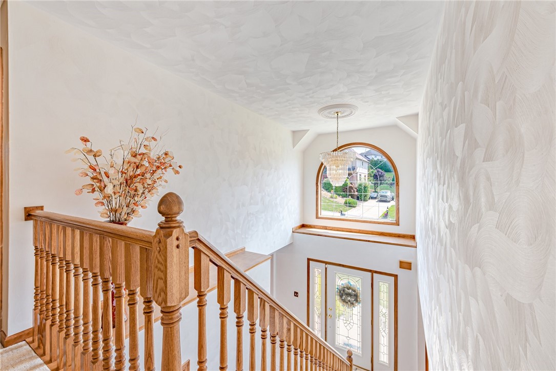 612 REMBRANDT CIRCLE