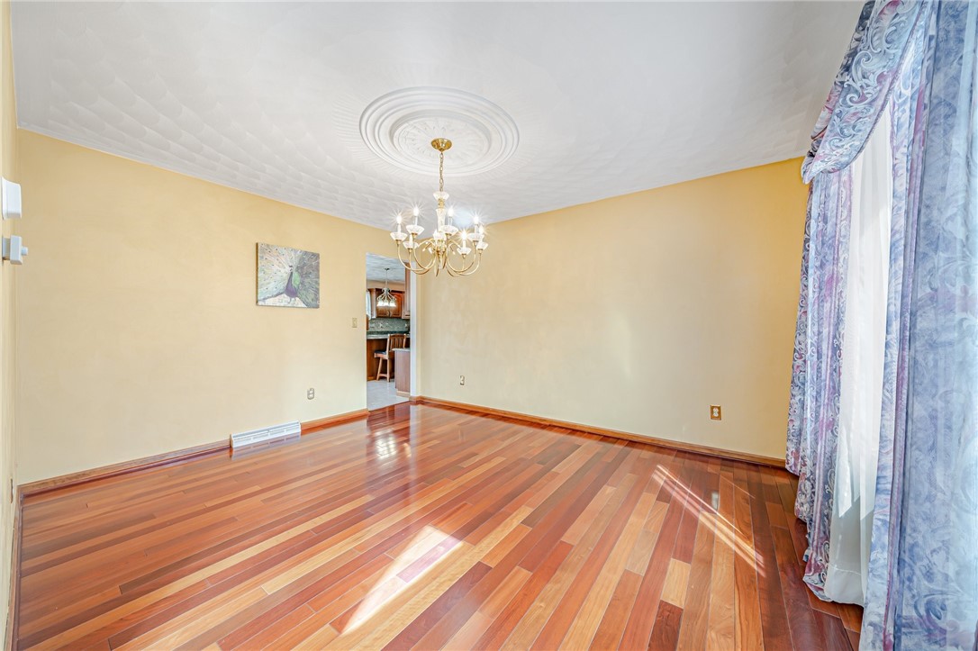 612 REMBRANDT CIRCLE