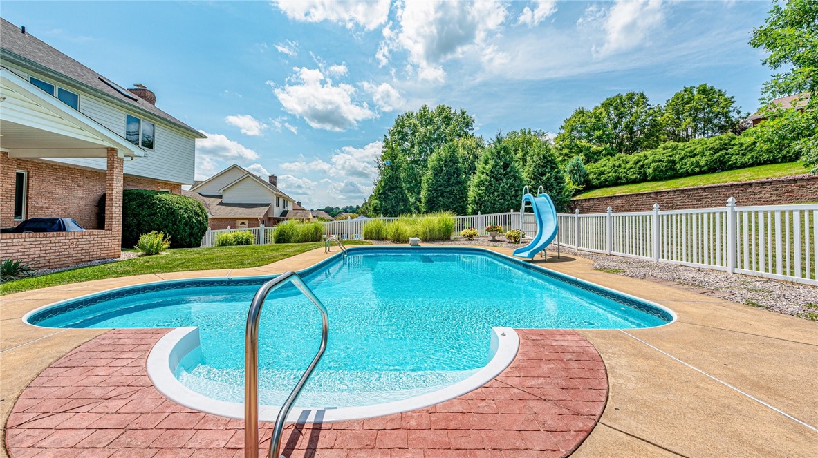 612 REMBRANDT CIRCLE