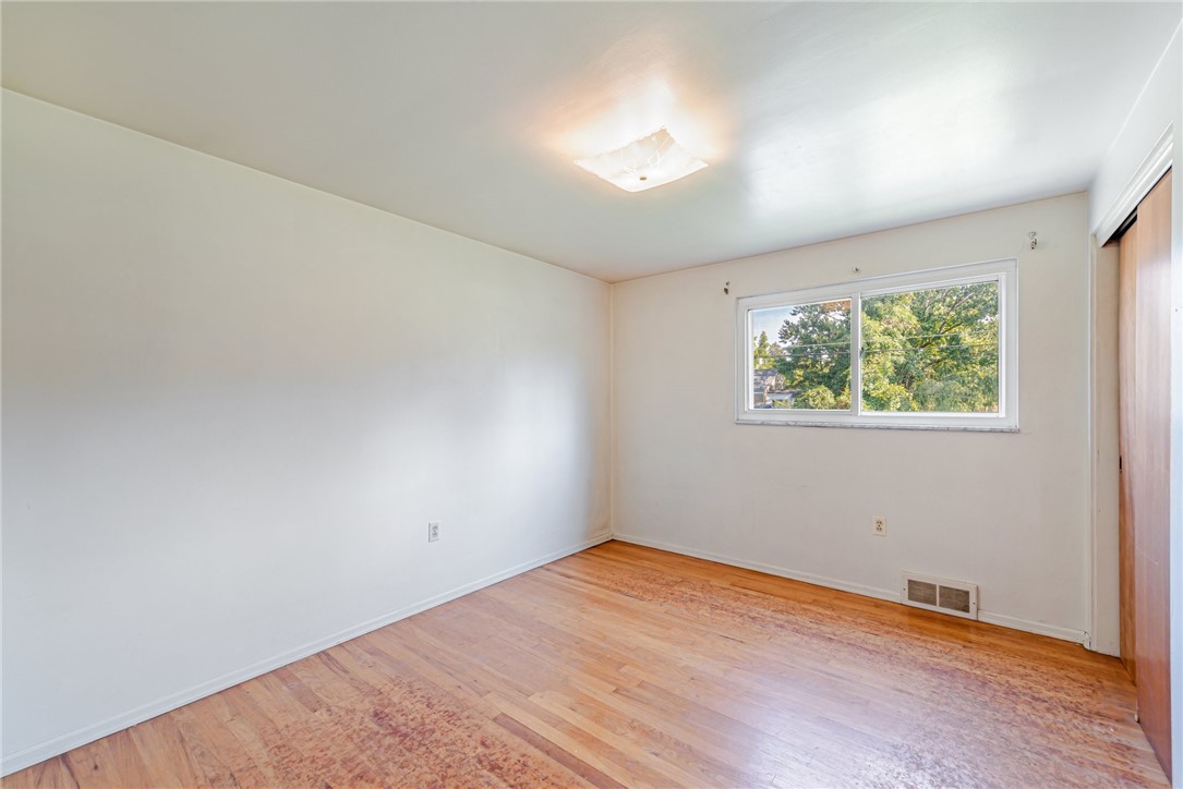 120 Center Church Road