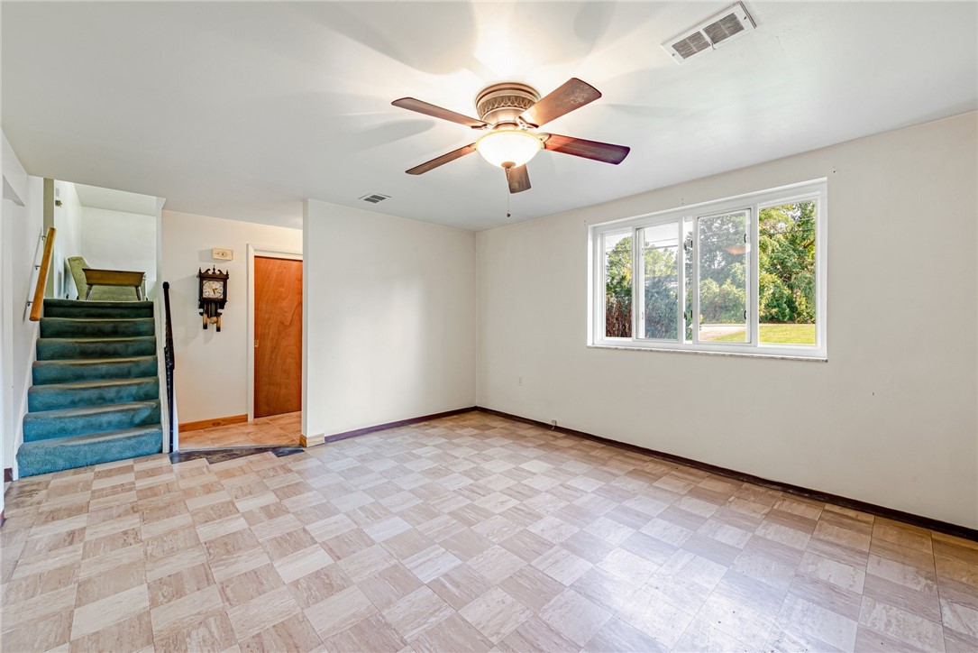 120 Center Church Road