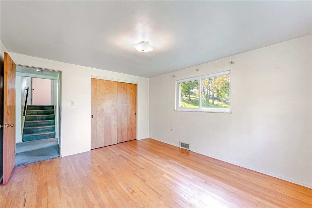 120 Center Church Road