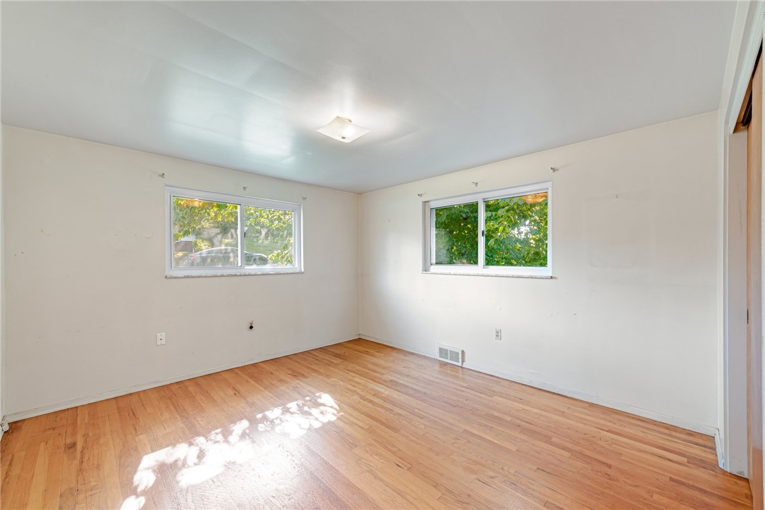 120 Center Church Road