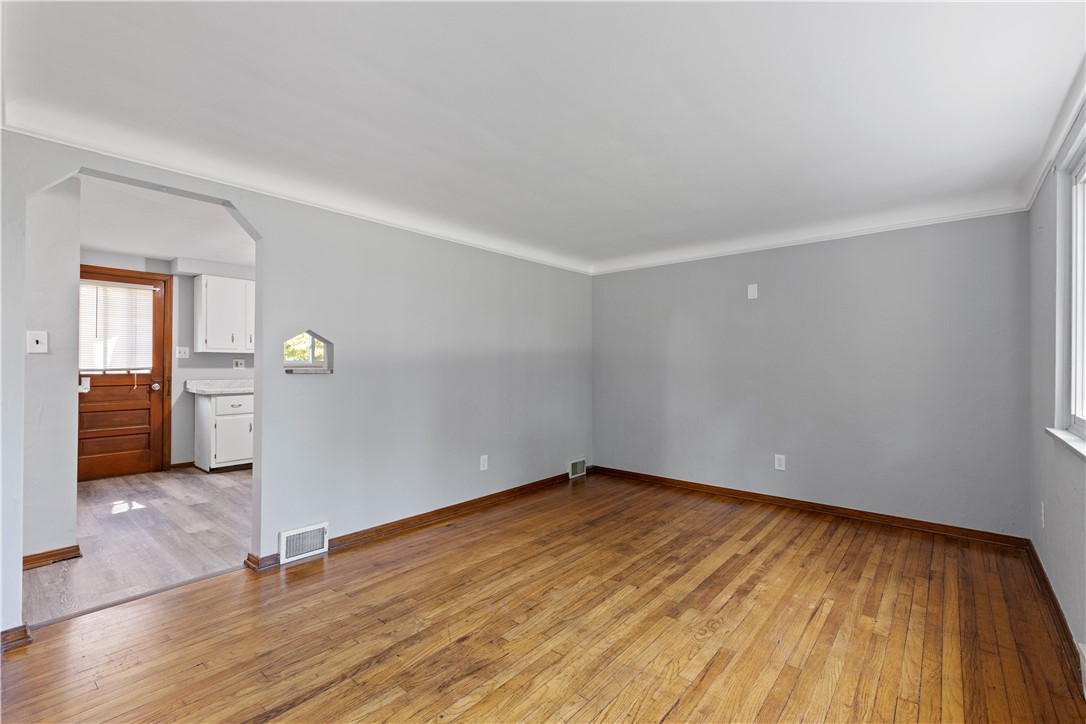 124 Saunders Station Rd