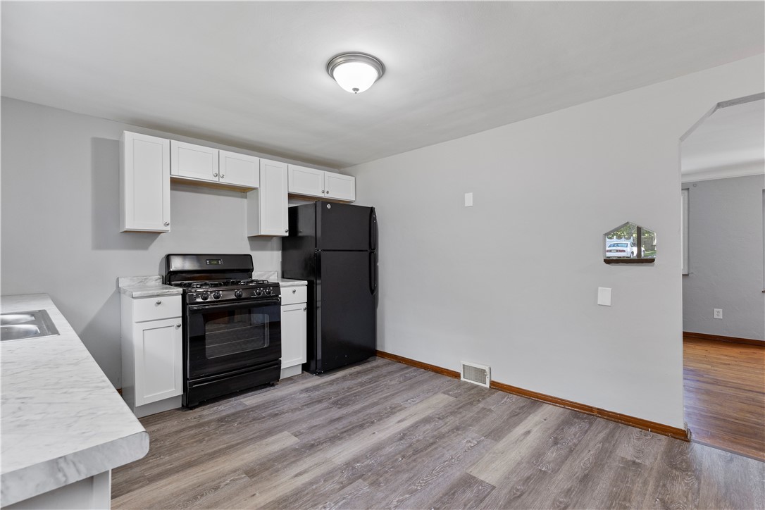 124 Saunders Station Rd