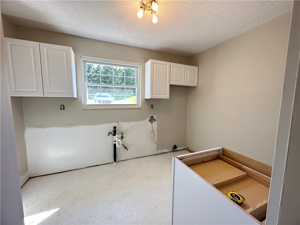 350 Black Hills Drive