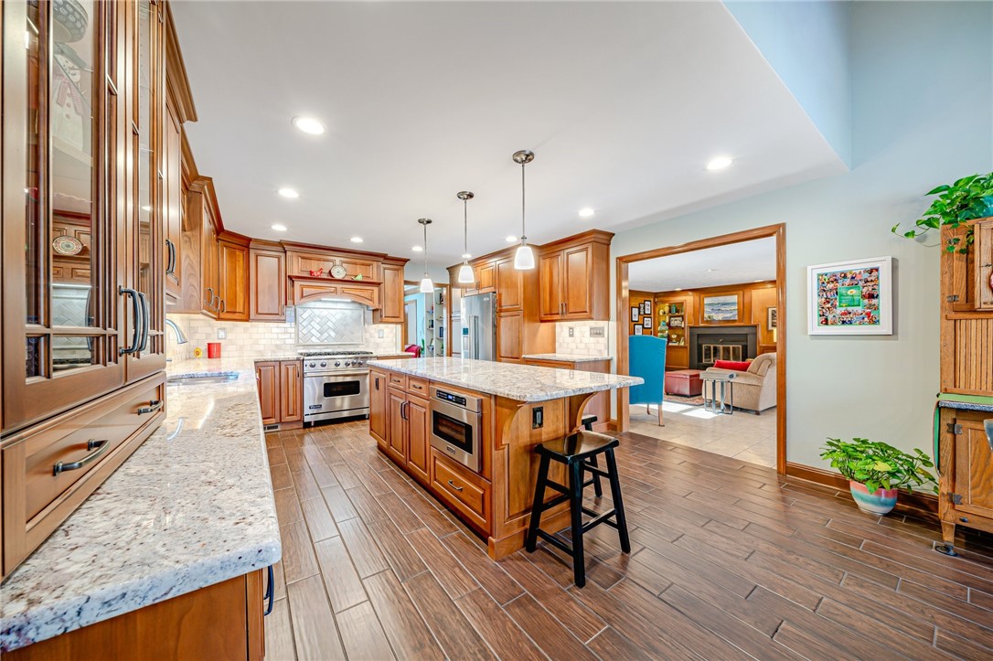 31 Tall Trees Circle