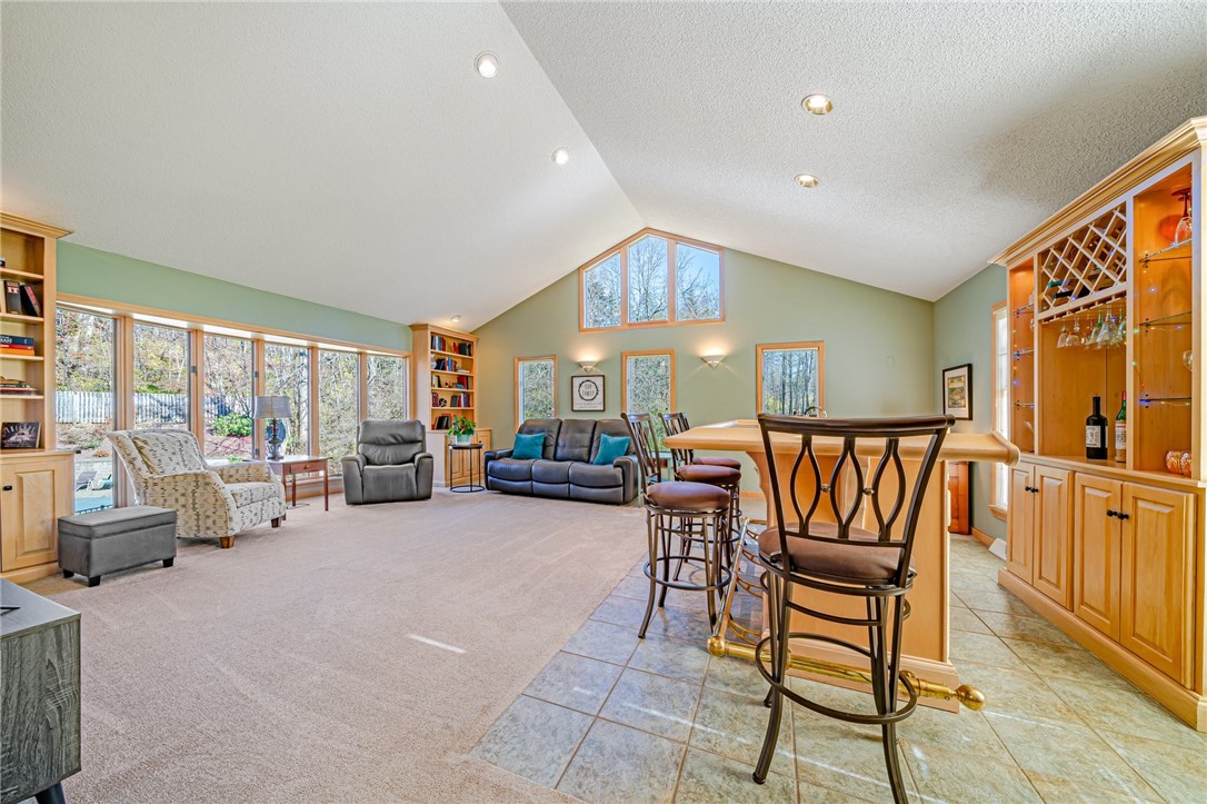 31 Tall Trees Circle