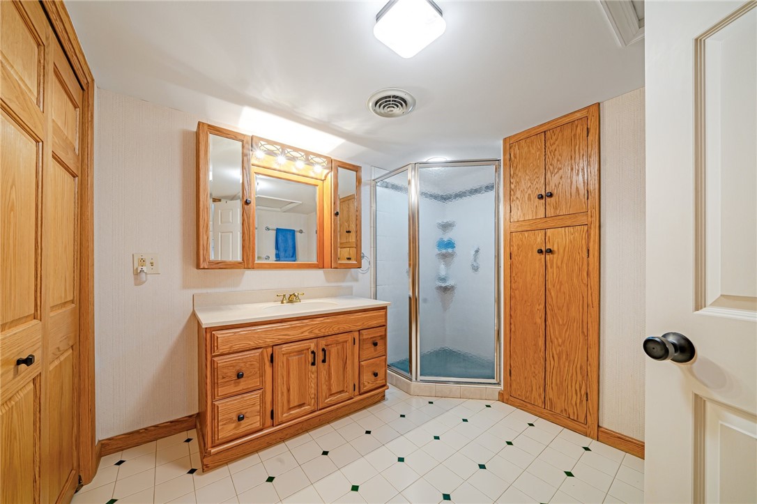 31 Tall Trees Circle