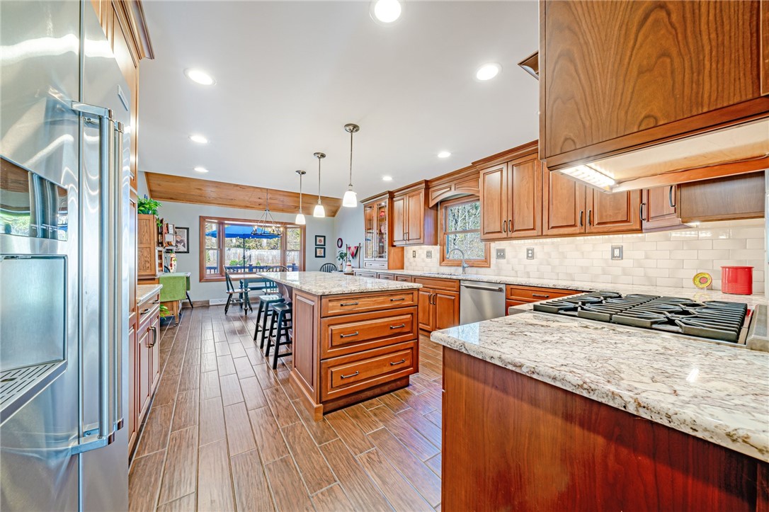 31 Tall Trees Circle