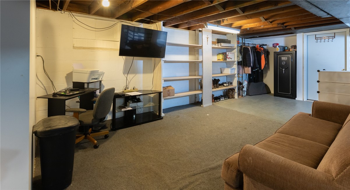 256 Cloverleaf Drive