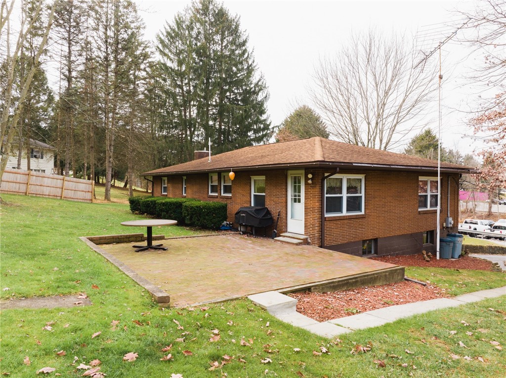 256 Cloverleaf Drive