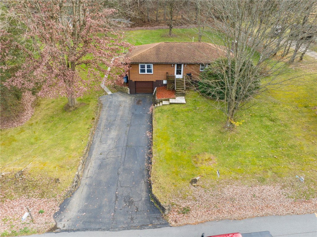 256 Cloverleaf Drive