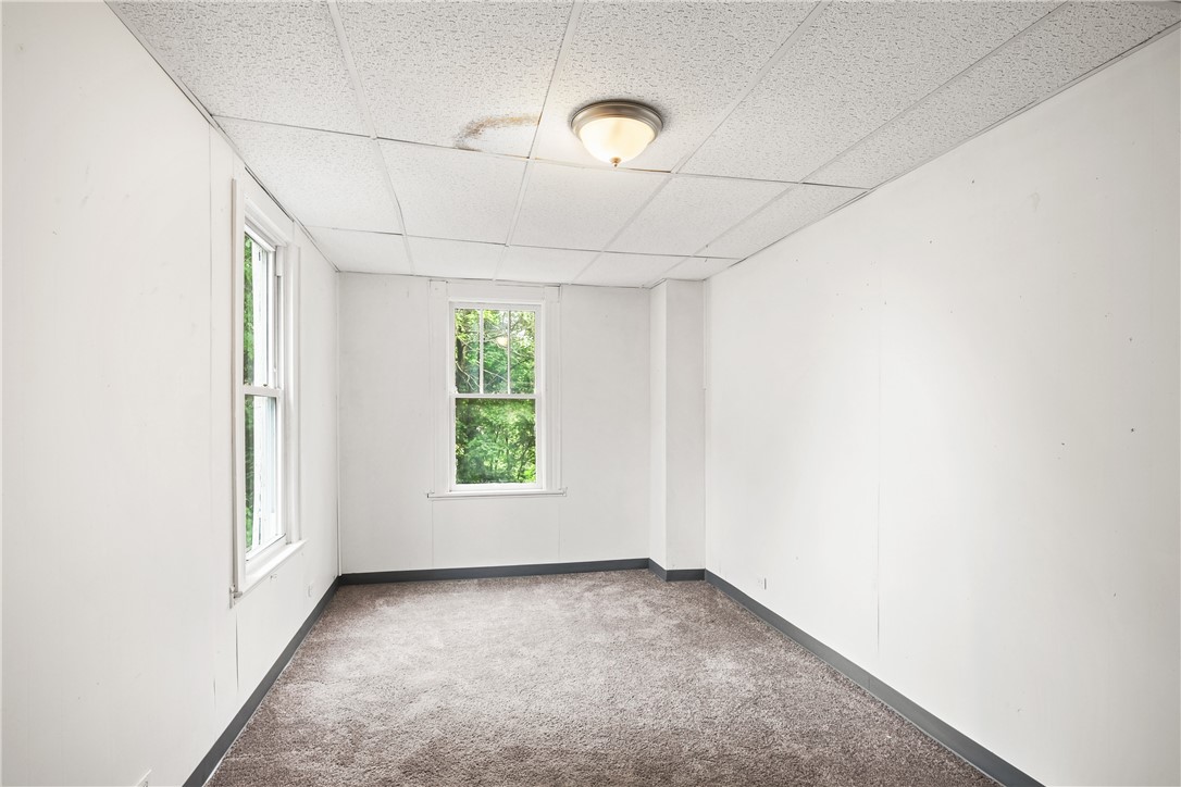 17-17.5 Magee Avenue