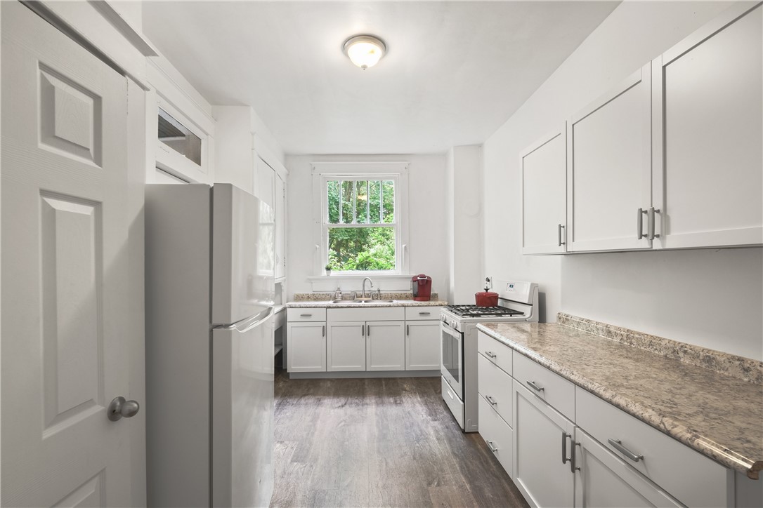 17-17.5 Magee Avenue