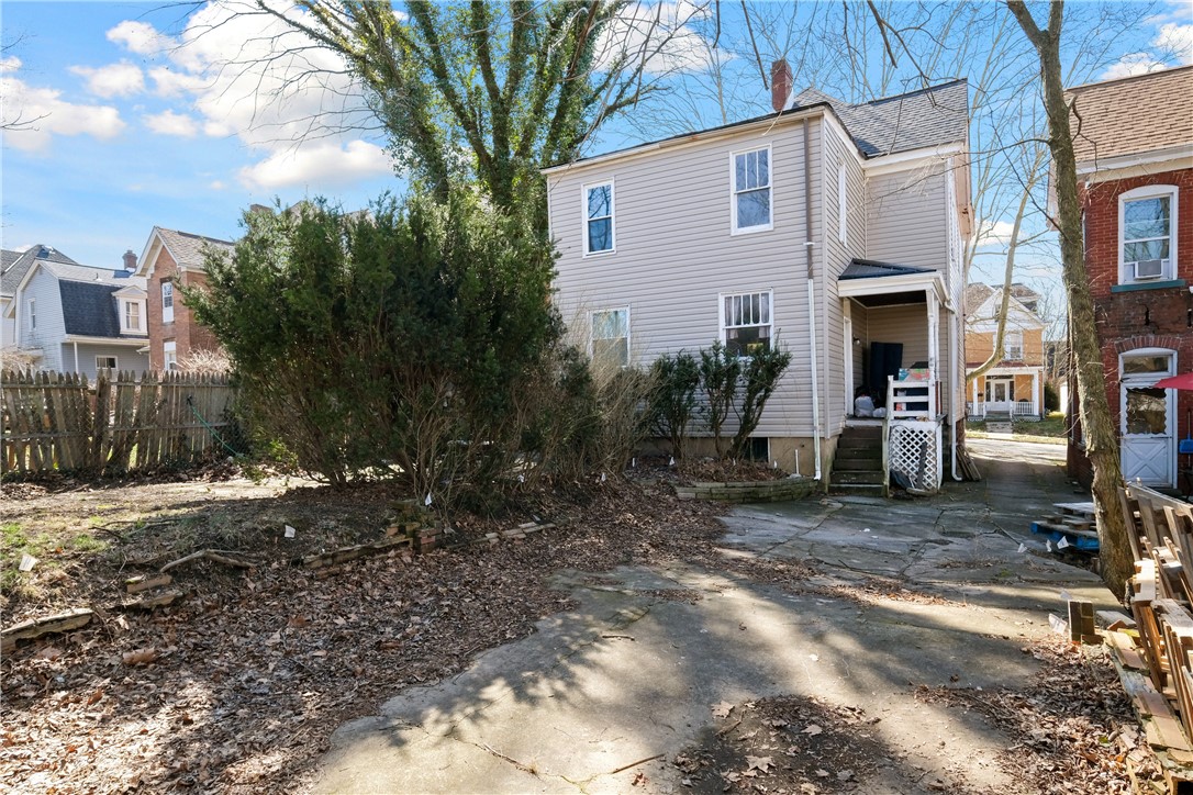 17-17.5 Magee Avenue