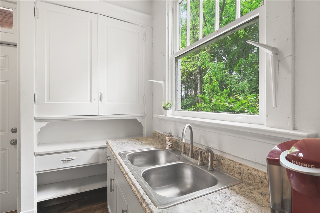 17-17.5 Magee Avenue