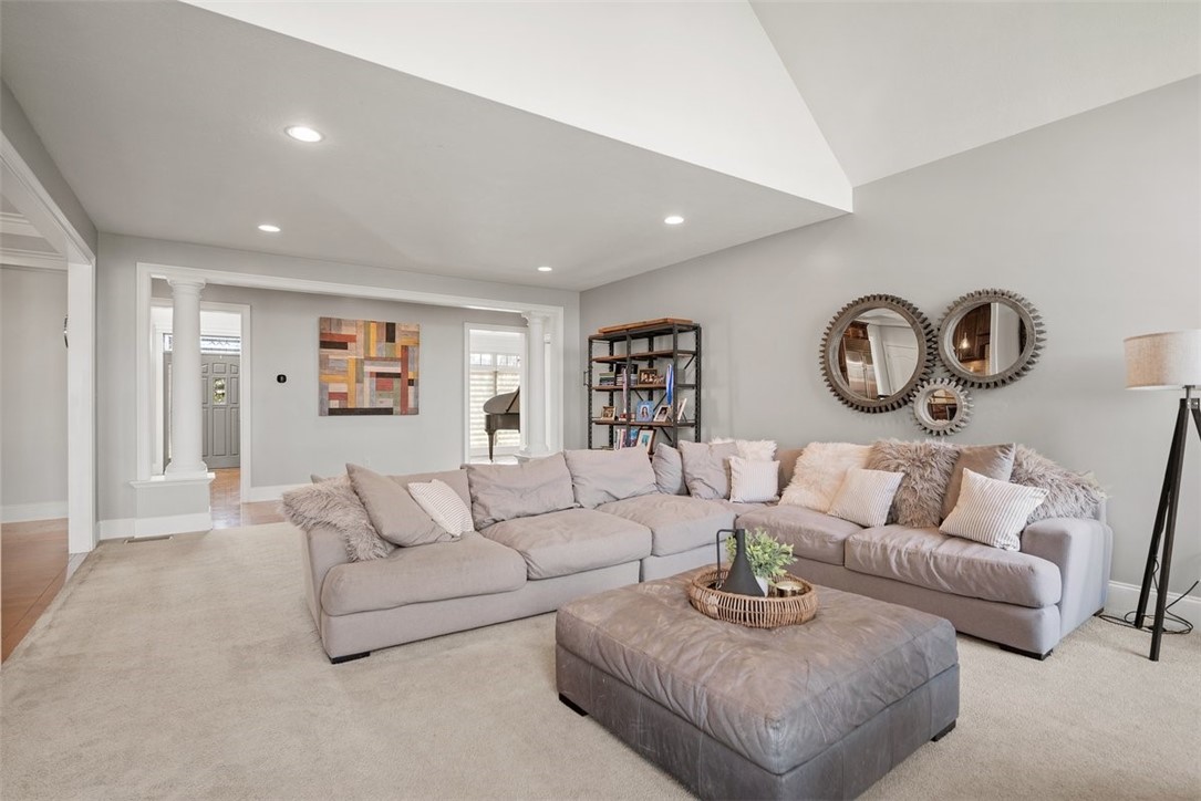 302 Buckingham Drive