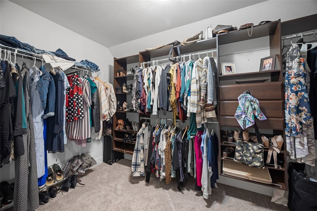 302 Buckingham Drive