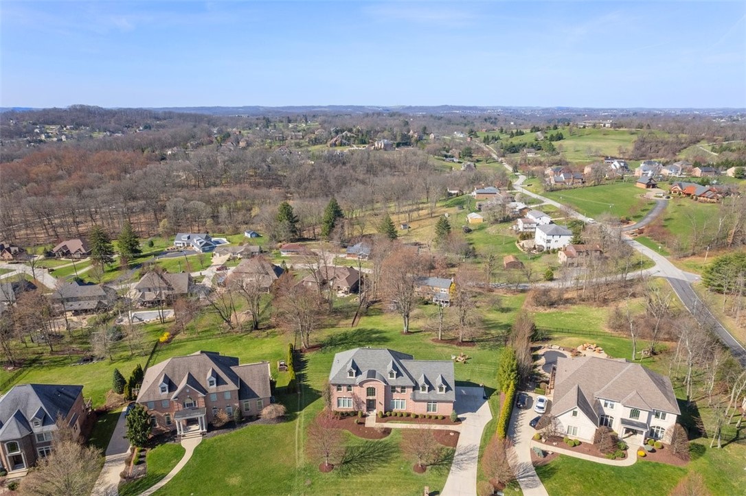 302 Buckingham Drive