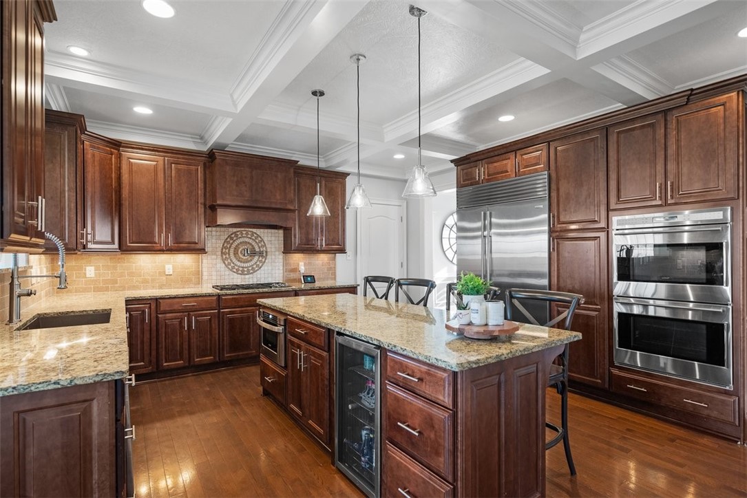 302 Buckingham Drive