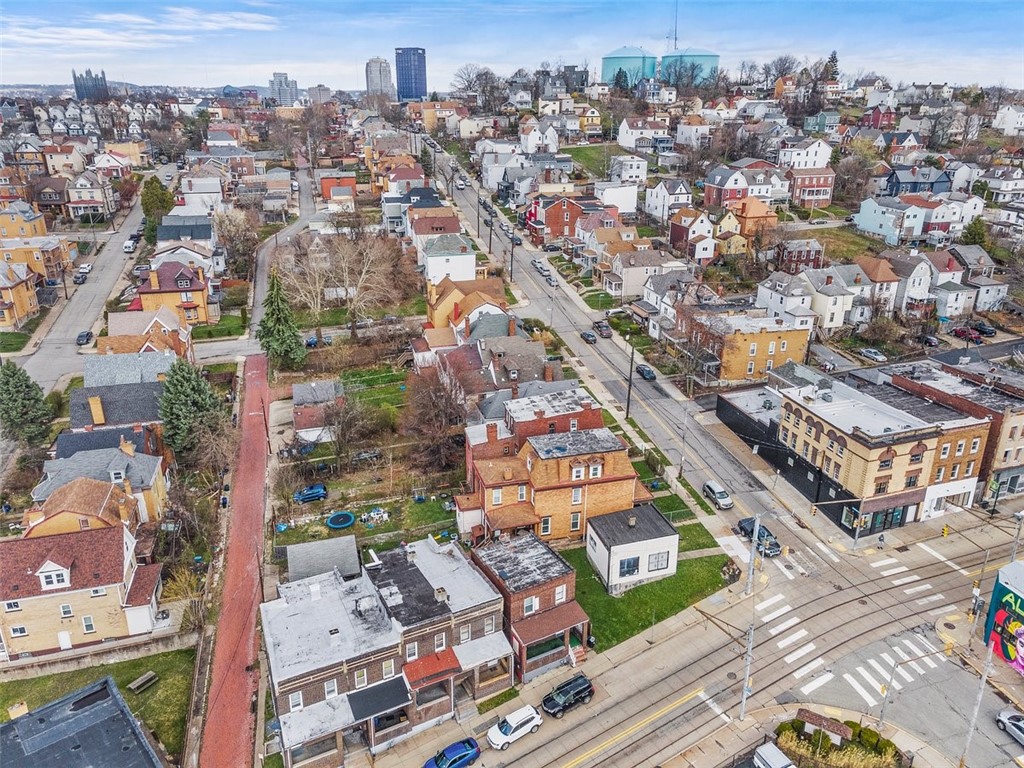 535 E Warrington Ave