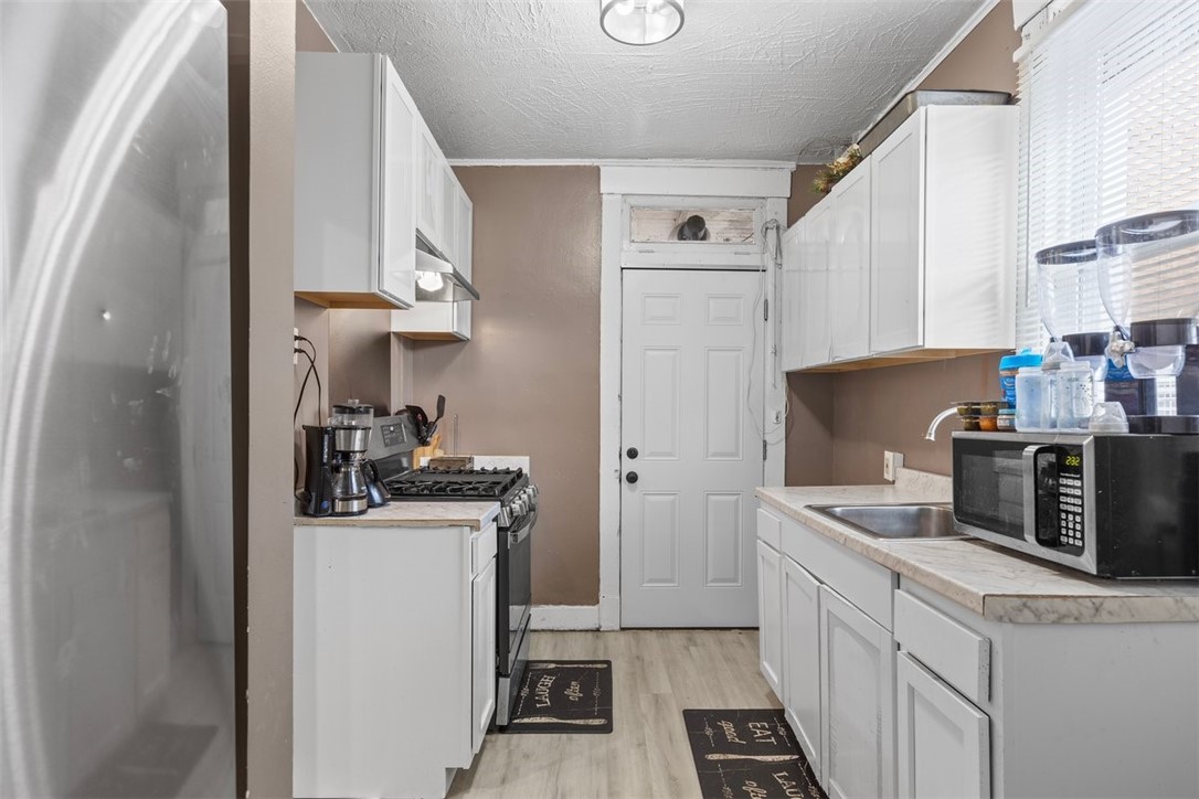 535 E Warrington Ave