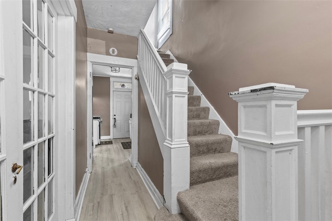 535 E Warrington Ave