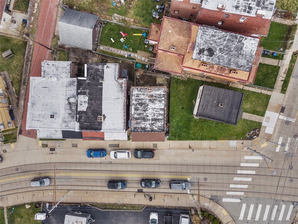 535 E Warrington Ave