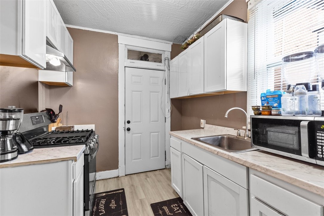 535 E Warrington Ave