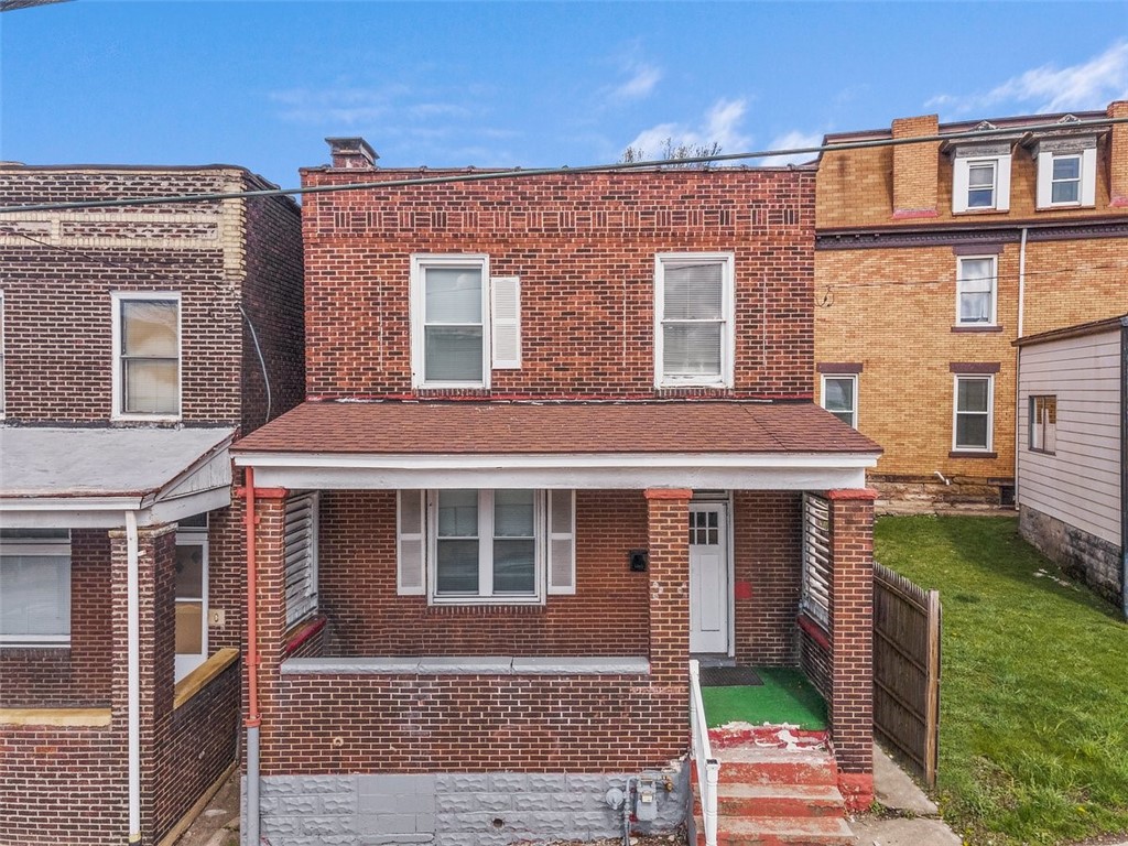 535 E Warrington Ave