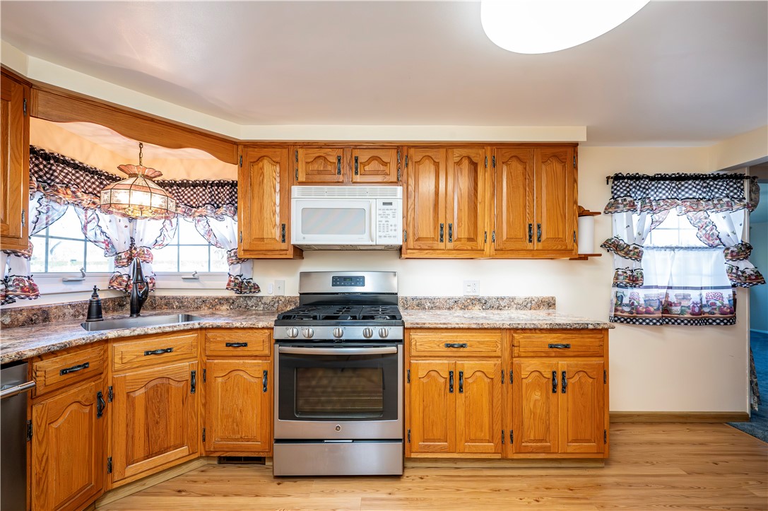 2170 Grandview Avenue